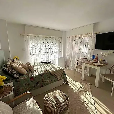 Reel Apartments- Luxury فندق تورّيفيِخا